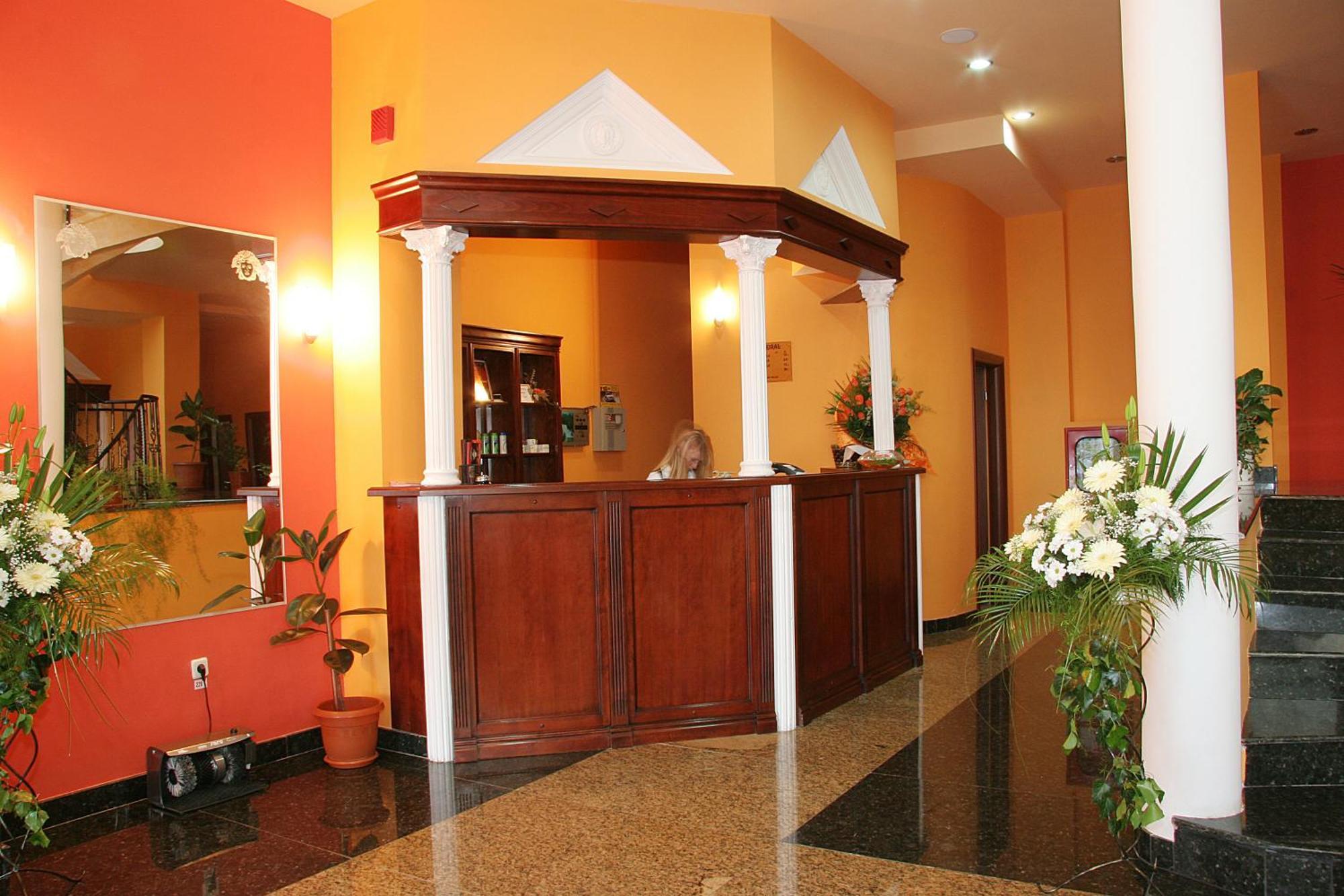 Hotel Coral Satu Mare Eksteriør bilde
