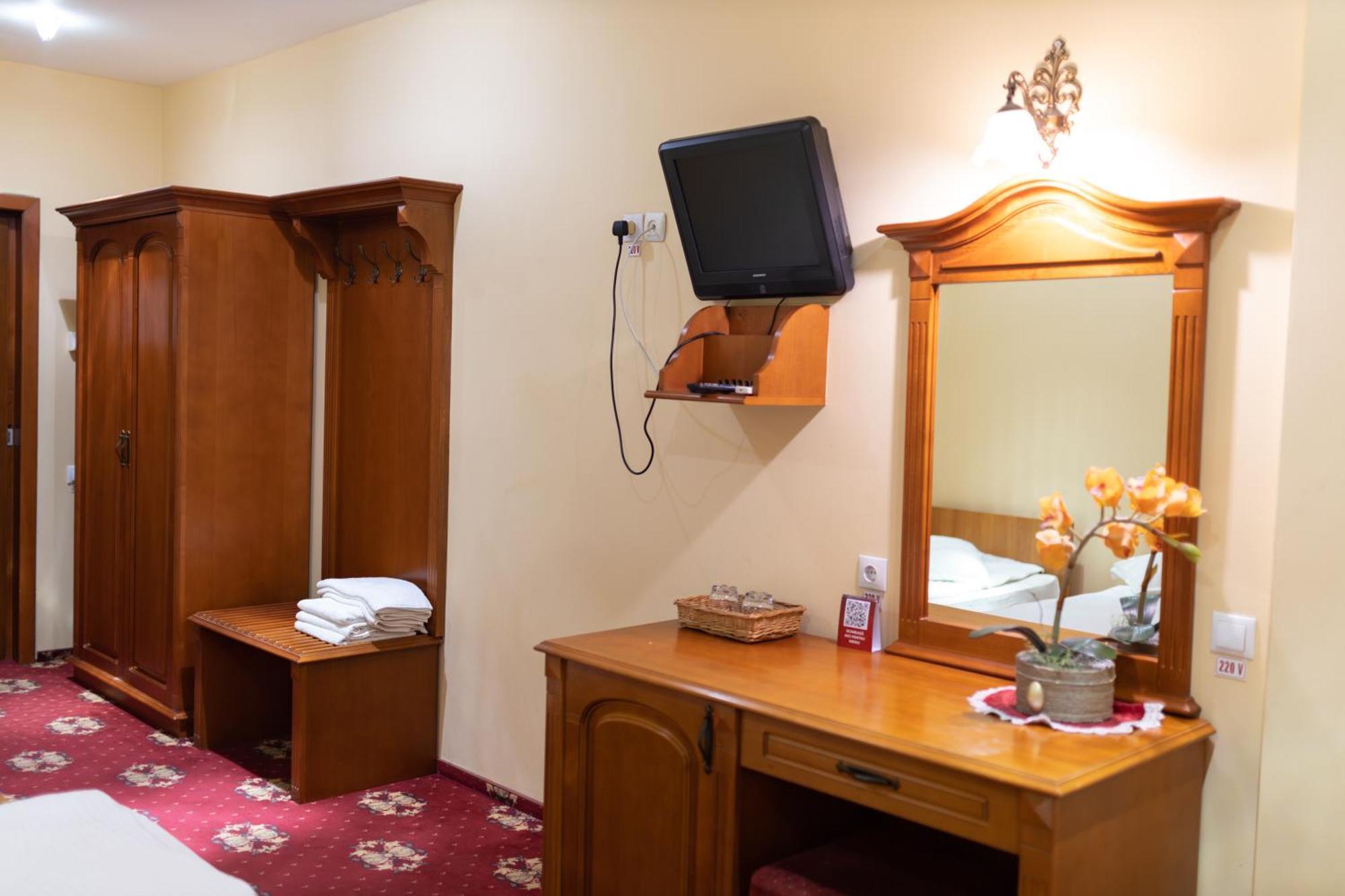Hotel Coral Satu Mare Eksteriør bilde