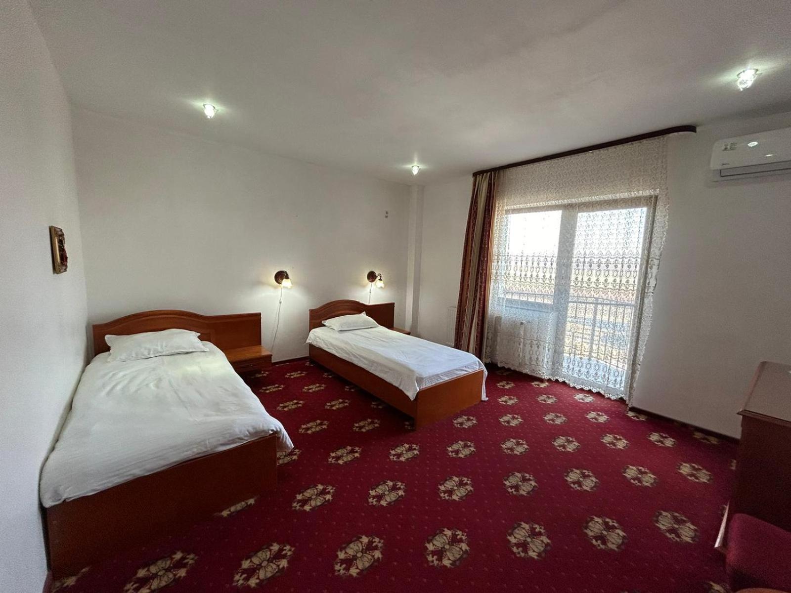 Hotel Coral Satu Mare Eksteriør bilde