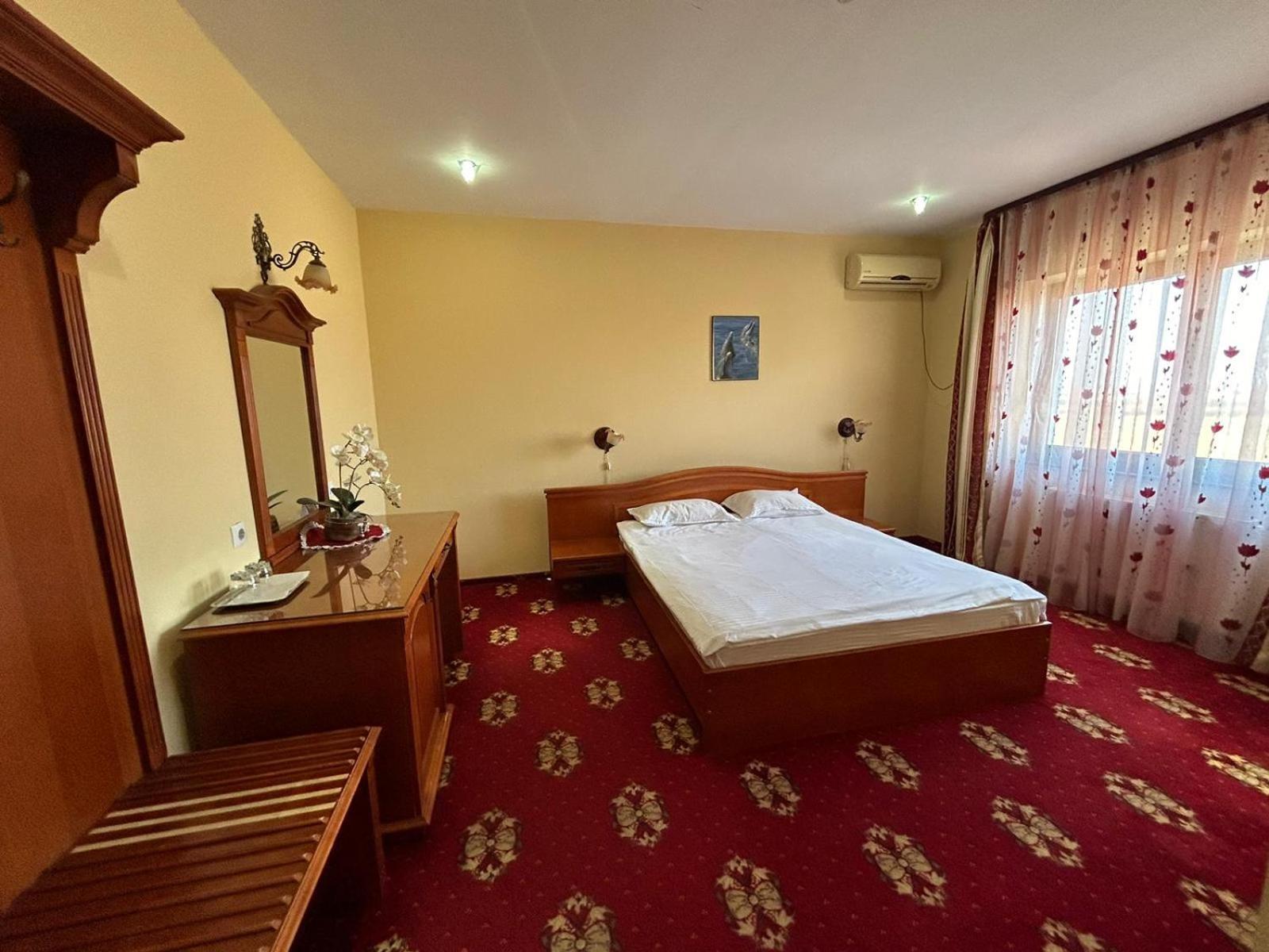 Hotel Coral Satu Mare Eksteriør bilde