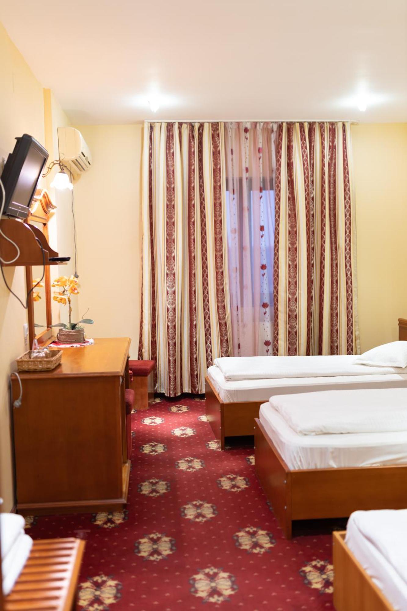 Hotel Coral Satu Mare Eksteriør bilde